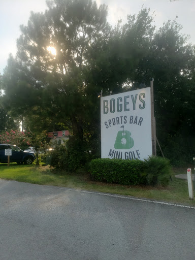 Bogeys Sports Bar & Mini Golf image 9