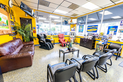 Tire Shop «KOVAC AUTO», reviews and photos, 2770 Davie Rd, Davie, FL 33314, USA