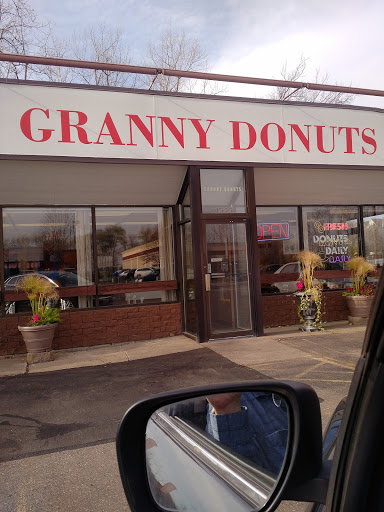 Donut Shop «Granny Donuts», reviews and photos, 1555 S Robert St, St Paul, MN 55118, USA