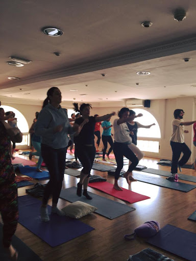 Más Happy Yoga - Pilates - Retiros - Santa Pola en Santa Pola, Alicante