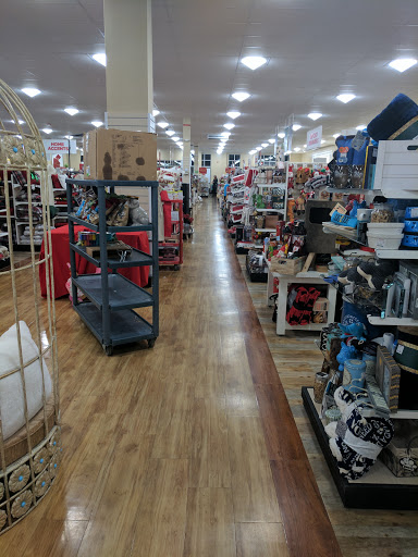 Department Store «HomeGoods», reviews and photos, 1555 Almonesson Rd, Deptford Township, NJ 08096, USA