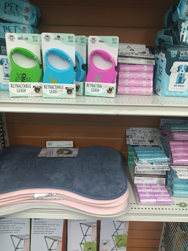 Department Store «Lot-less Closeouts», reviews and photos, 3155 Amboy Rd, Staten Island, NY 10306, USA