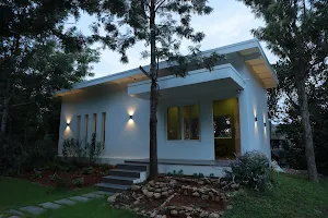 Blue Valley Estate - Yercaud Luxury Vacation Homes image