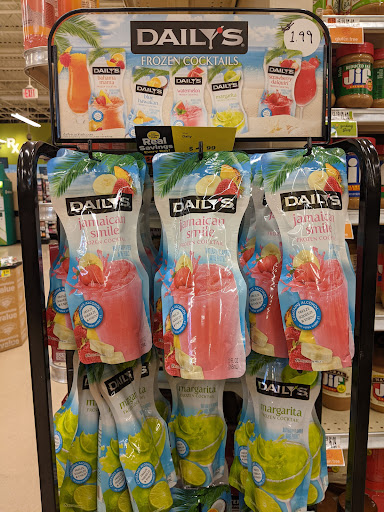 Grocery Store «Hannaford Supermarket», reviews and photos, 223 Main St, Cairo, NY 12413, USA