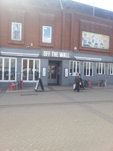 Off The Wall Luton
