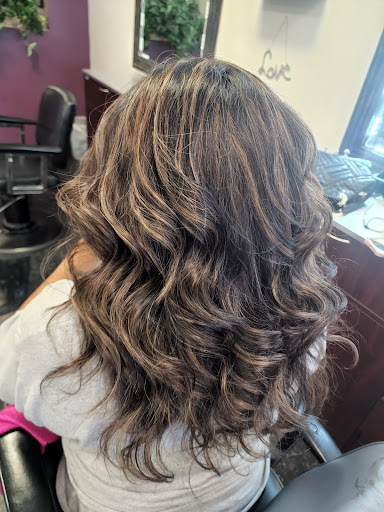 Beauty Salon «A Cut Above Family Haircare», reviews and photos, 3960 N Oracle Rd, Tucson, AZ 85705, USA