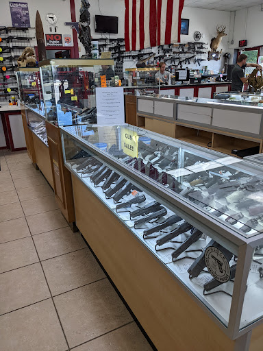 Pawn Shop «Buccaneer Pawn Guns & Gold», reviews and photos, 1750 N Washington Blvd, Sarasota, FL 34234, USA