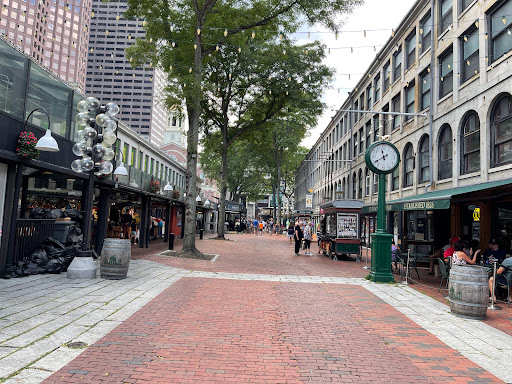 Shopping Mall «Faneuil Hall Marketplace», reviews and photos, 4 S Market St, Boston, MA 02109, USA