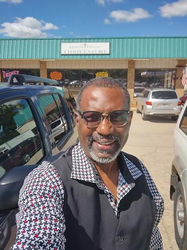 Non-Profit Organization «The Quinn House Thrift Store», reviews and photos