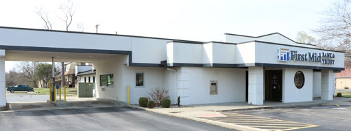 First Mid Bank & Trust Murphysboro in Murphysboro, Illinois