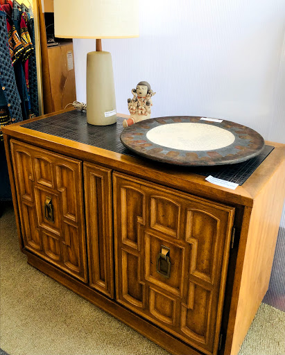 Used Furniture Store «Furniture Lounge», reviews and photos, 11 E University Ave, Champaign, IL 61820, USA