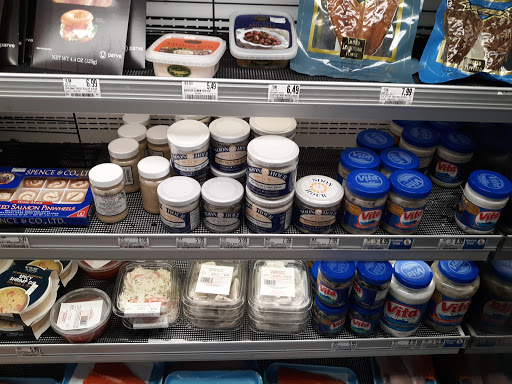 Grocery Store «Schnucks», reviews and photos, 109 N Mattis Ave, Champaign, IL 61821, USA