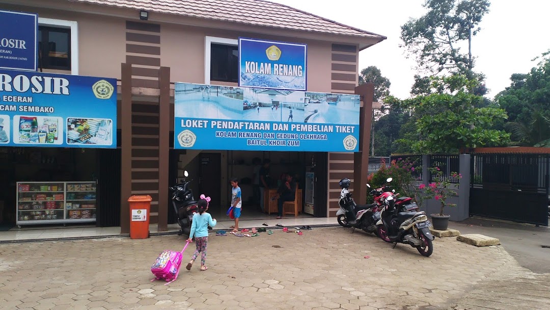 Kolam Renang Baitul Khoir Zum