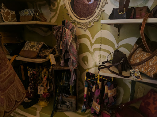 Home Goods Store «5 Green Boxes», reviews and photos, 1570 S Pearl St, Denver, CO 80210, USA