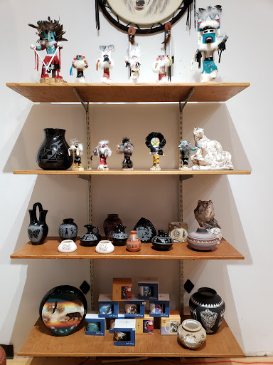 Shopping Mall «Atrium», reviews and photos, 100 W Randolph St, Chicago, IL 60601, USA