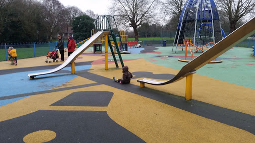 Fun parks for kids in Liverpool