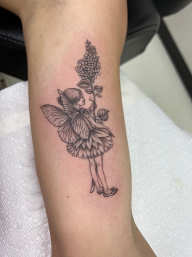 Explore possum tattoo ideas, creative tattoo ideas in Arlington, available at Ink by Mina Tattoo Shop