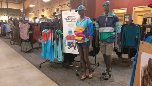 Camping Store «REI», reviews and photos, 766 E Big Beaver Rd, Troy, MI 48083, USA