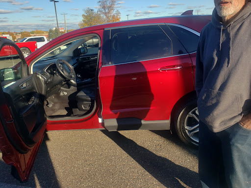 Used Car Dealer «Cornerstone Plymouth», reviews and photos, 3901 Vinewood Ln N, Plymouth, MN 55441, USA