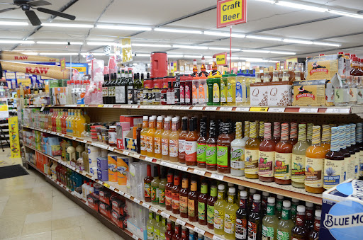 Liquor Store «Algonquin Tobacco & Liquor», reviews and photos, 1117 S Main St, Algonquin, IL 60102, USA