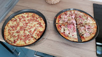 Plats et boissons du Restauration rapide Champenoux Pizzas (distributeur pizzas) - n°1