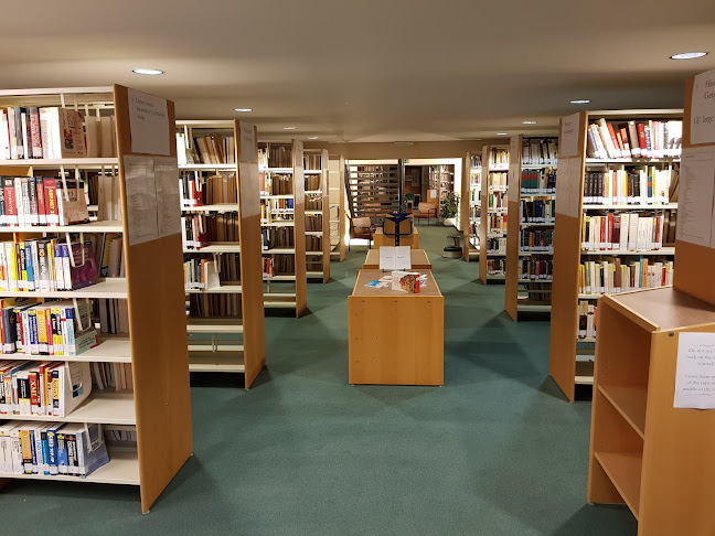 Beoordelingen van Bibliothèque universitaire de la Défense in Brussel - Universiteit
