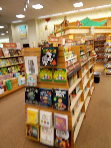 Book Store «Barnes & Noble», reviews and photos, 371 Putnam Pike, Smithfield, RI 02917, USA