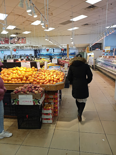 Grocery Store «Good Fortune Supermarket», reviews and photos, 230 Quincy Ave, Quincy, MA 02169, USA