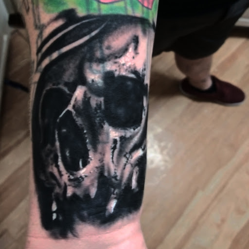 Tattoo Shop «Tiger Moon Tattoo», reviews and photos, 2051 W Northwest Hwy #57, Dallas, TX 75220, USA