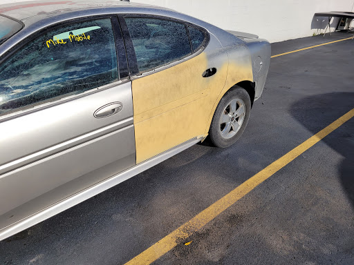 Auto Body Shop «B & K Collision of Melvindale», reviews and photos, 2521 Oakwood, Melvindale, MI 48122, USA