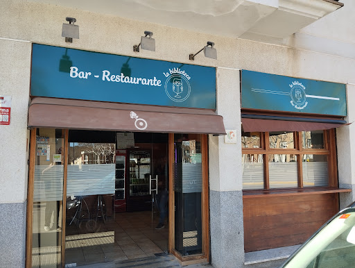 Bar restaurant la Bliblioteca en Els Monjos