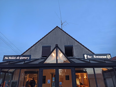 Au Relais à Gumery