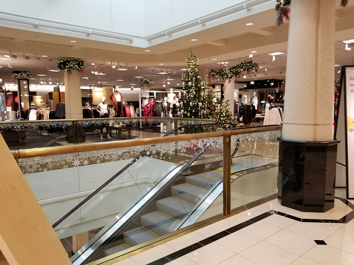 Shopping Mall «The Mall at Partridge Creek», reviews and photos, 17420 Hall Rd, Charter Twp of Clinton, MI 48038, USA