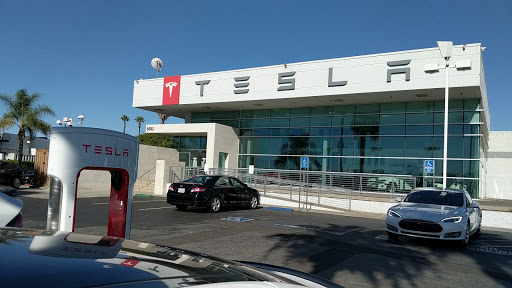 Tesla showroom Anaheim