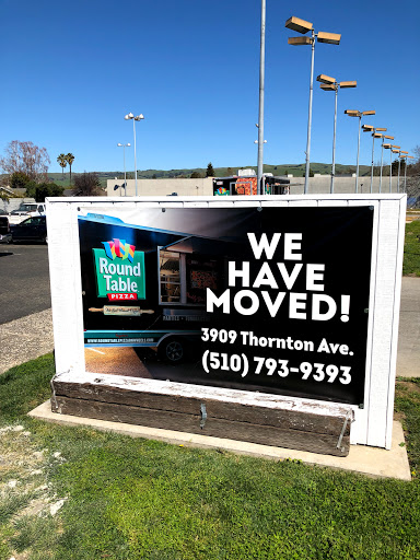Pizza Restaurant «Round Table Pizza», reviews and photos, 37480 Fremont Blvd, Fremont, CA 94536, USA