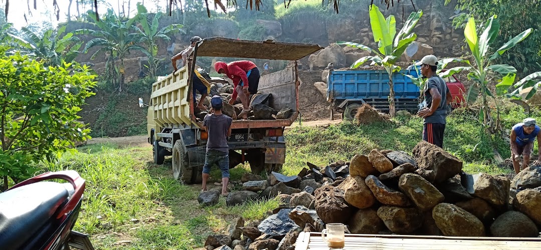 galian Gunung Batu .