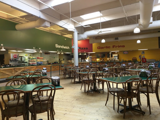 Shopping Mall «Gilroy Premium Outlets», reviews and photos, 681 Leavesley Rd, Gilroy, CA 95020, USA