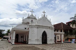 St. Mary's Major Archiepiscopal Pilgrim Church, Kudamaloor image