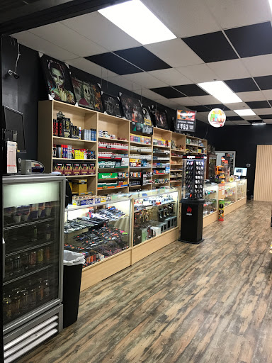 Tobacco Shop «Puff&Pass Smoke Shop», reviews and photos, 14151 Ramona Blvd #2B, Baldwin Park, CA 91706, USA