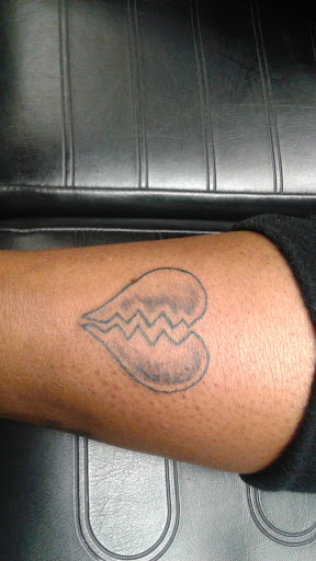 Tattoo Shop «Infamous Tattoos», reviews and photos, 3530 Flat Shoals Rd A, Decatur, GA 30034, USA