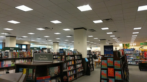 Book Store «Barnes & Noble», reviews and photos, 7707 Bluebonnet Blvd, Baton Rouge, LA 70810, USA