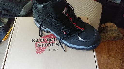 Shoe Store «Red Wing», reviews and photos, 2434 Berlin Turnpike, Newington, CT 06111, USA