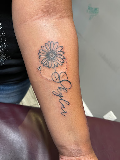 Explore british tattoo ideas, creative tattoo ideas in Arlington, available at Urbans Tattoo & Piercing Studio