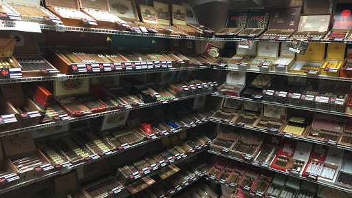 Cigar Shop «Big Apple Cigar & Pipe», reviews and photos, 955 W Broadway Ave, Forest Lake, MN 55025, USA