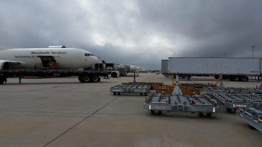 Courier Service «Ups Air Gateway Orlando», reviews and photos, 8975 Tradeport Dr, Orlando, FL 32827, USA