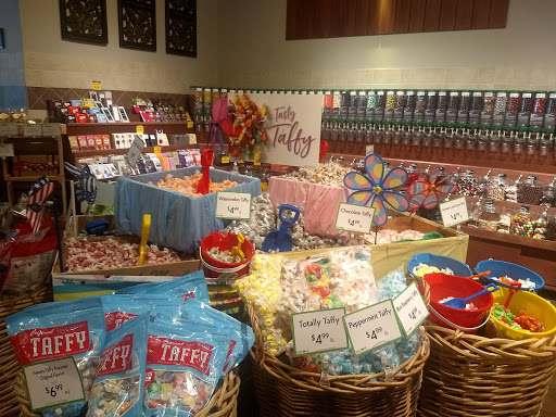 Grocery Store «The Fresh Market», reviews and photos, 850 N Western Ave, Lake Forest, IL 60045, USA