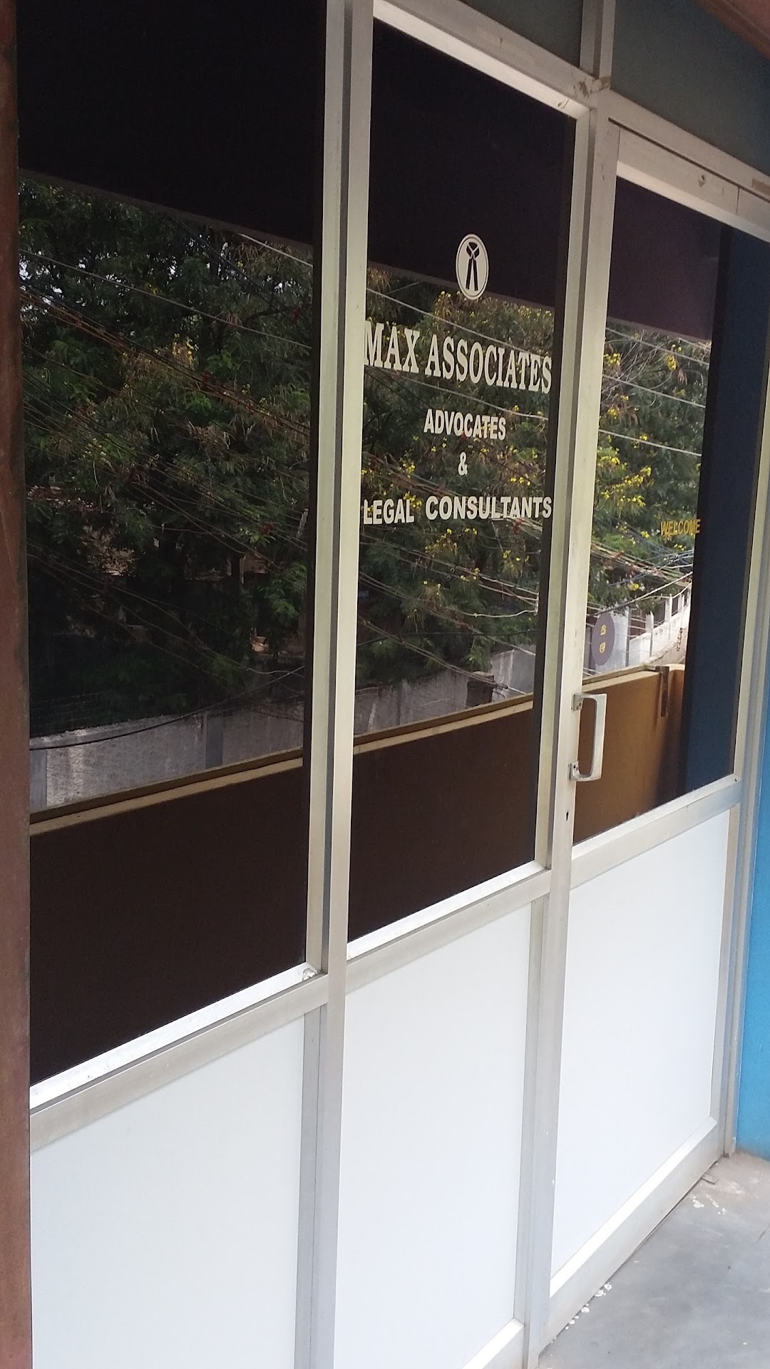 Max Associates
