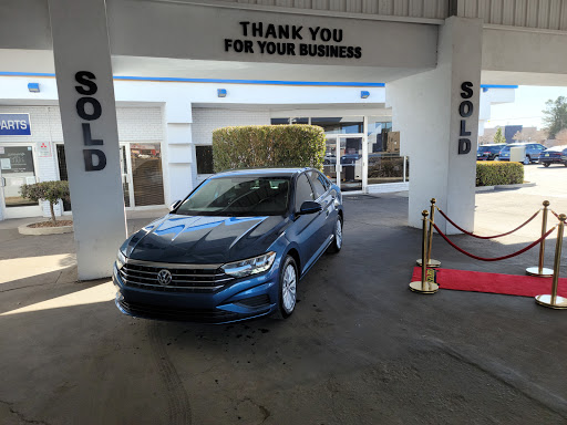 Volkswagen Dealer «Sisbarro Volkswagen», reviews and photos, 1115 S Valley Dr, Las Cruces, NM 88005, USA