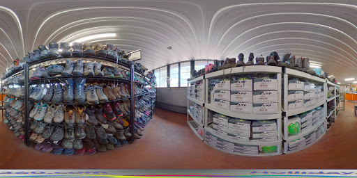 Sporting Goods Store «Gearonimo Sports», reviews and photos, 1401 S 8th St, Colorado Springs, CO 80905, USA