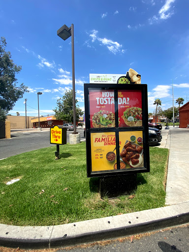 Mexican Restaurant «El Pollo Loco», reviews and photos, 610 N Main St, Corona, CA 92880, USA